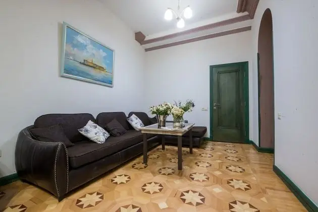 Deluxe Oda, Sigara İçilebilir