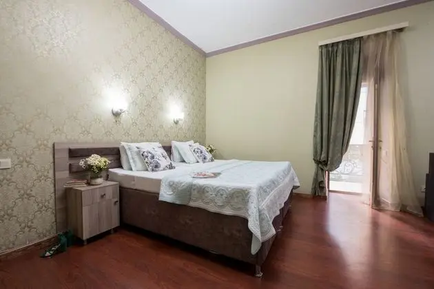 Deluxe Oda, Sigara İçilebilir