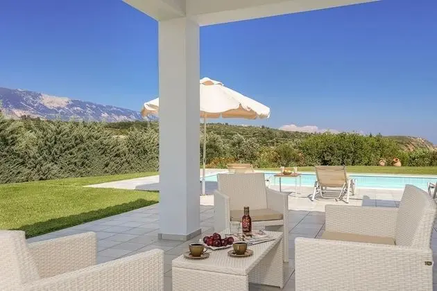 Villa, 2 Yatak Odası, Kişiye Özel Havuzlu