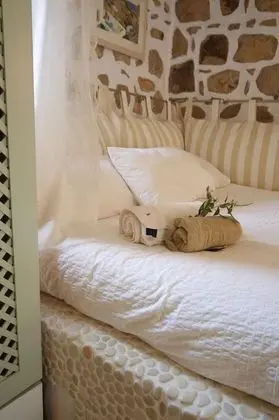 Stüdyo, Sıcak Su Havuzu (Shared)