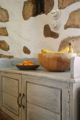 Stüdyo, Sıcak Su Havuzu (Shared)
