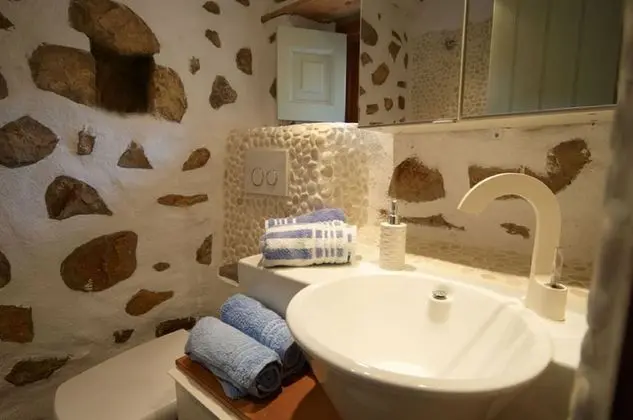 Stüdyo, Sıcak Su Havuzu (Shared)