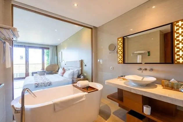 Deluxe Tek Büyük veya İki Ayrı Yataklı Oda, Tepe Manzaralı