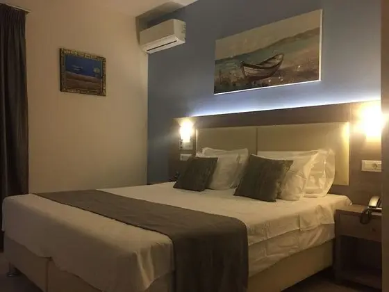 Tek Büyük Yataklı Oda