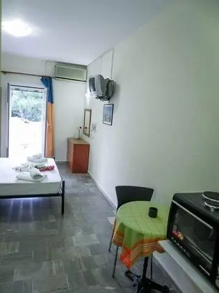 Tek Büyük Yataklı Oda