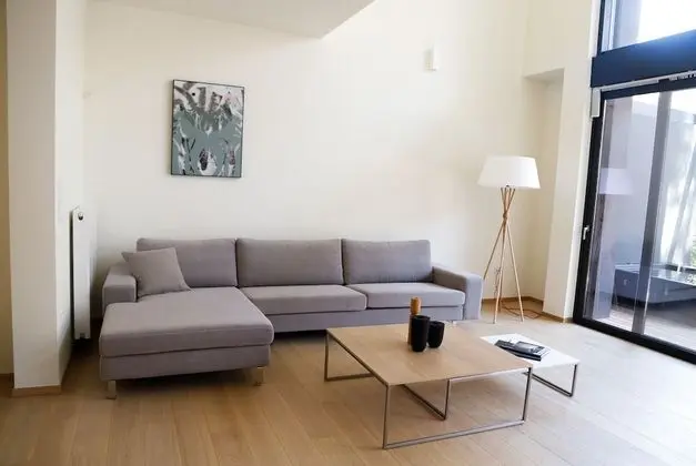 Luxury Apart Daire, Bahçe Manzaralı