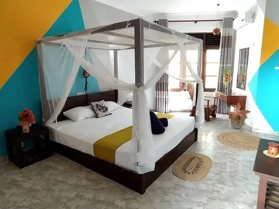 Comfort Tek Büyük Yataklı Oda