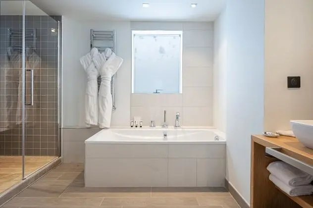 Deluxe Dört Kişilik Oda