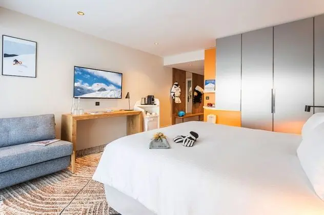 Superior Tek Büyük veya İki Ayrı Yataklı Oda