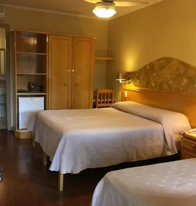 Classic Üç Kişilik Oda