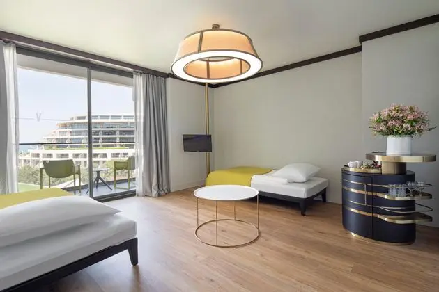 https://images.etstur.com/imgproxy/resize/2560x1440/files/images/hotelImages/etsrooms/53/Voyage_Belek_Golf___Spa_20250725100106_8.jpg