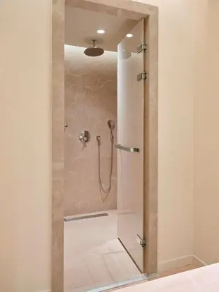 https://images.etstur.com/imgproxy/resize/2560x1440/files/images/hotelImages/etsrooms/31/Voyage_Sorgun_20250724175709_1.jpg