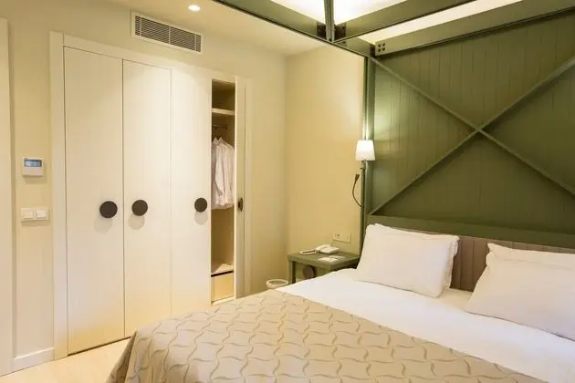 https://imagessl.etstur.com/files/images/hotelImages/test/TR/51493/l/Bungalov-Aile-odasi--5-.jpg
