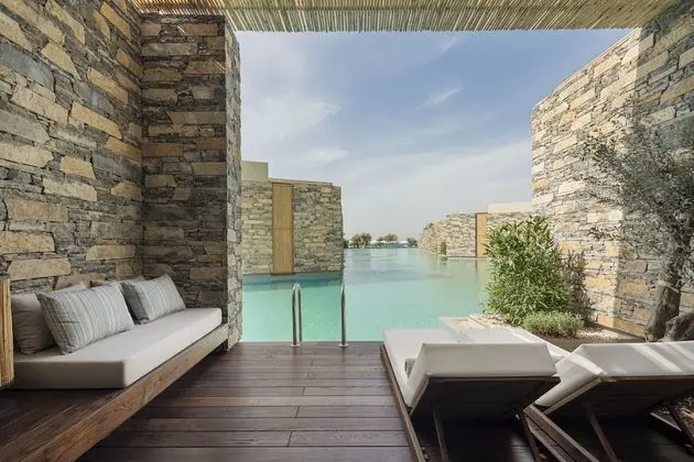 Deluxe Lagoon