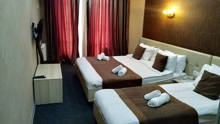 Üç Kişilik Oda, Balkon