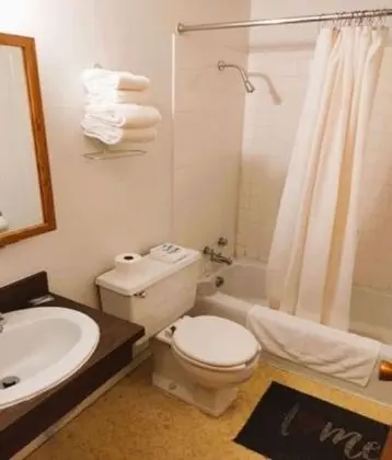 Oda, 1 Çift Kişilik Yatak
