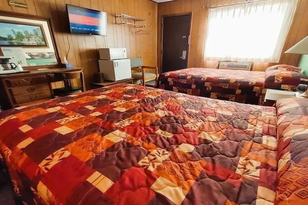 Oda, 2 Çift Kişilik Yatak