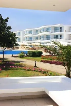 Bungalov, 1 En Büyük (King) Boy Yatak ve Çekyat