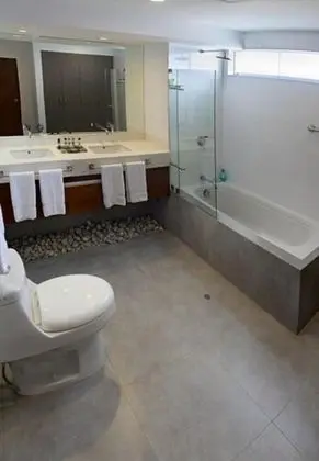 Süit, 2 Çift Kişilik Yatak