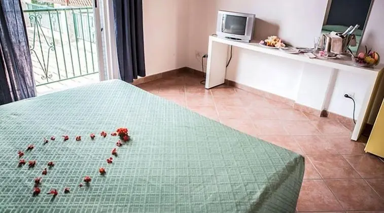 Standard Tek Büyük Yataklı Oda, Deniz Manzaralı