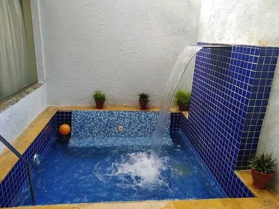Premium Tek Büyük Yataklı Oda