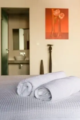 Standard Üç Kişilik Oda (Studio)