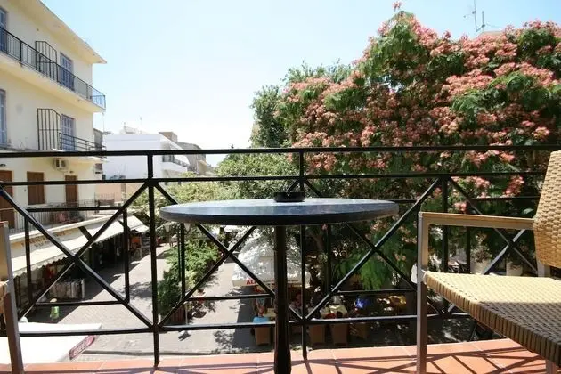 Superior Oda, Balkon