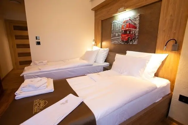 Comfort Tek Büyük veya İki Ayrı Yataklı Oda