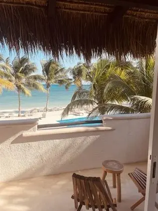 Sea View Lounge