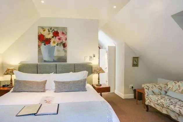 Classic Double Room 4