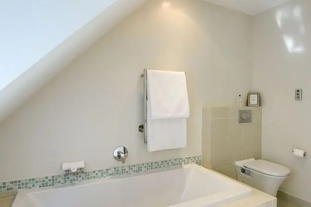 Classic Double Room 4