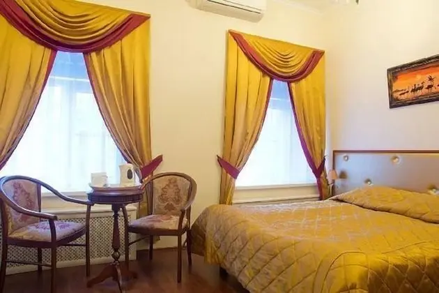 Comfort Tek Büyük veya İki Ayrı Yataklı Oda