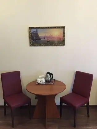 Junior Tek Büyük Yataklı Oda