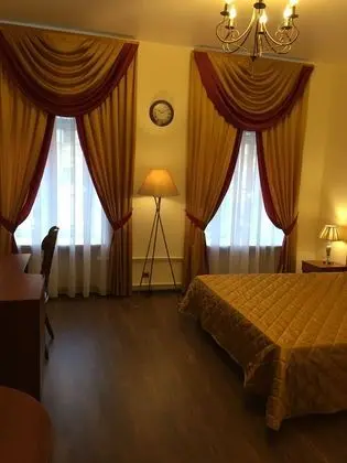 Junior Tek Büyük Yataklı Oda