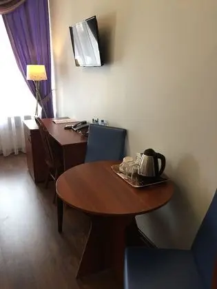 Junior Tek Büyük Yataklı Oda