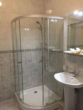 Junior Tek Büyük Yataklı Oda