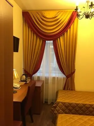 Standard Tek Büyük veya İki Ayrı Yataklı Oda