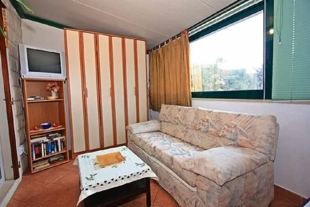 Apart Daire (Vrilo - 30m from the sea - A1(4+2))