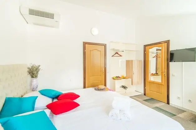 Üç Kişilik Oda, 2 Yatak Odası, Balkon, Deniz Manzaralı
