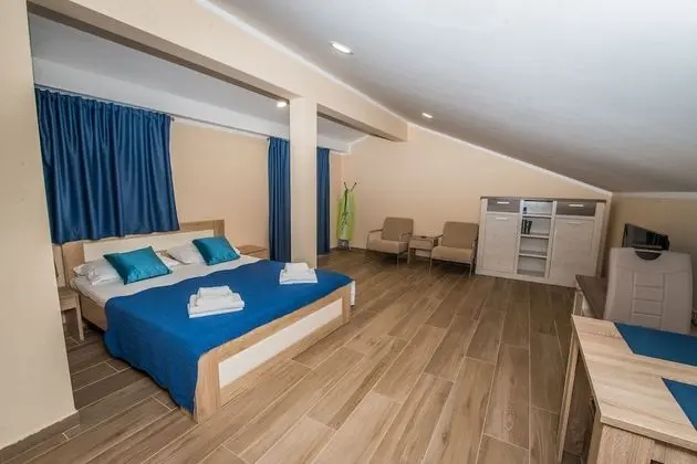 Comfort Stüdyo, 1 Yatak Odası, Havuz Manzaralı