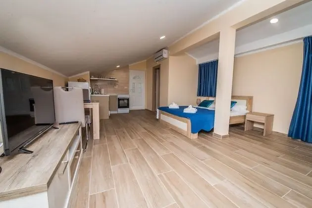 Comfort Stüdyo, 1 Yatak Odası, Havuz Manzaralı