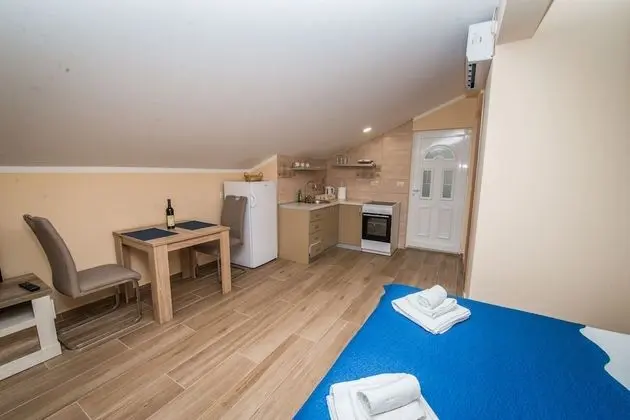 Comfort Stüdyo, 1 Yatak Odası, Havuz Manzaralı