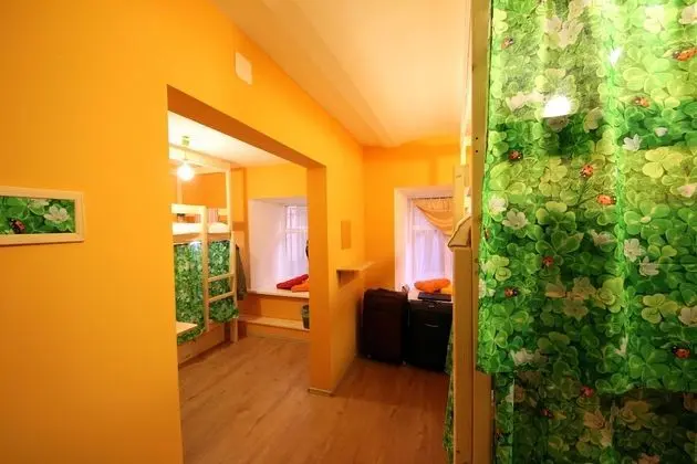 Ortak Ranzalı Oda, Sadece kadınlar için (1 bed in 4 person dorm)