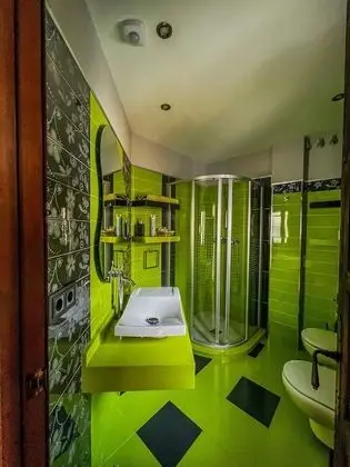 Basic Tek Büyük Yataklı Oda