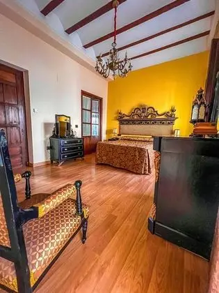 Superior Oda, 1 Büyük (Queen) Boy Yatak