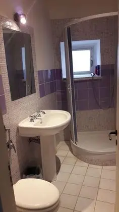 Basic Ortak Ranzalı Oda, Karma Ranzalı Oda, Ortak Banyo, Şehir Manzaralı
