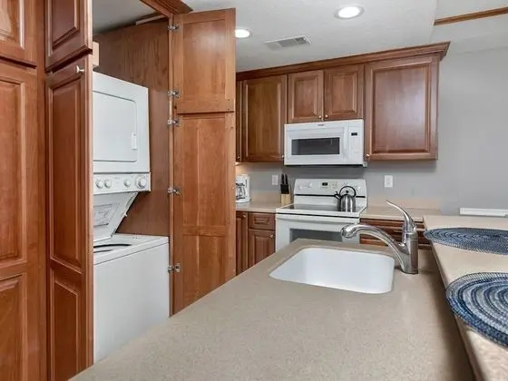 Daire, Birden Çok Yatak, Havuz Kullanımı, Havuz Manzaralı (238)