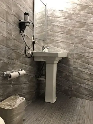 Tek Büyük Yataklı Oda, 2 Çift Kişilik Yatak, Sigara İçilmez