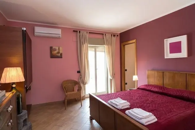 Tek Büyük Yataklı Oda (Vulcano)