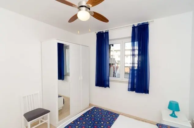 Apartment Vulicevic A1 (free private parking)